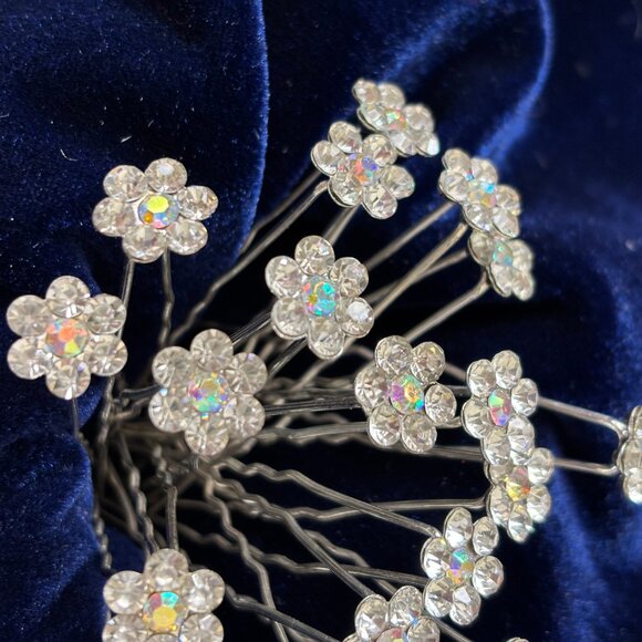 Rhinestone Florets Silver Color Metal Hairpins set of 18 - Picture 6 of 8